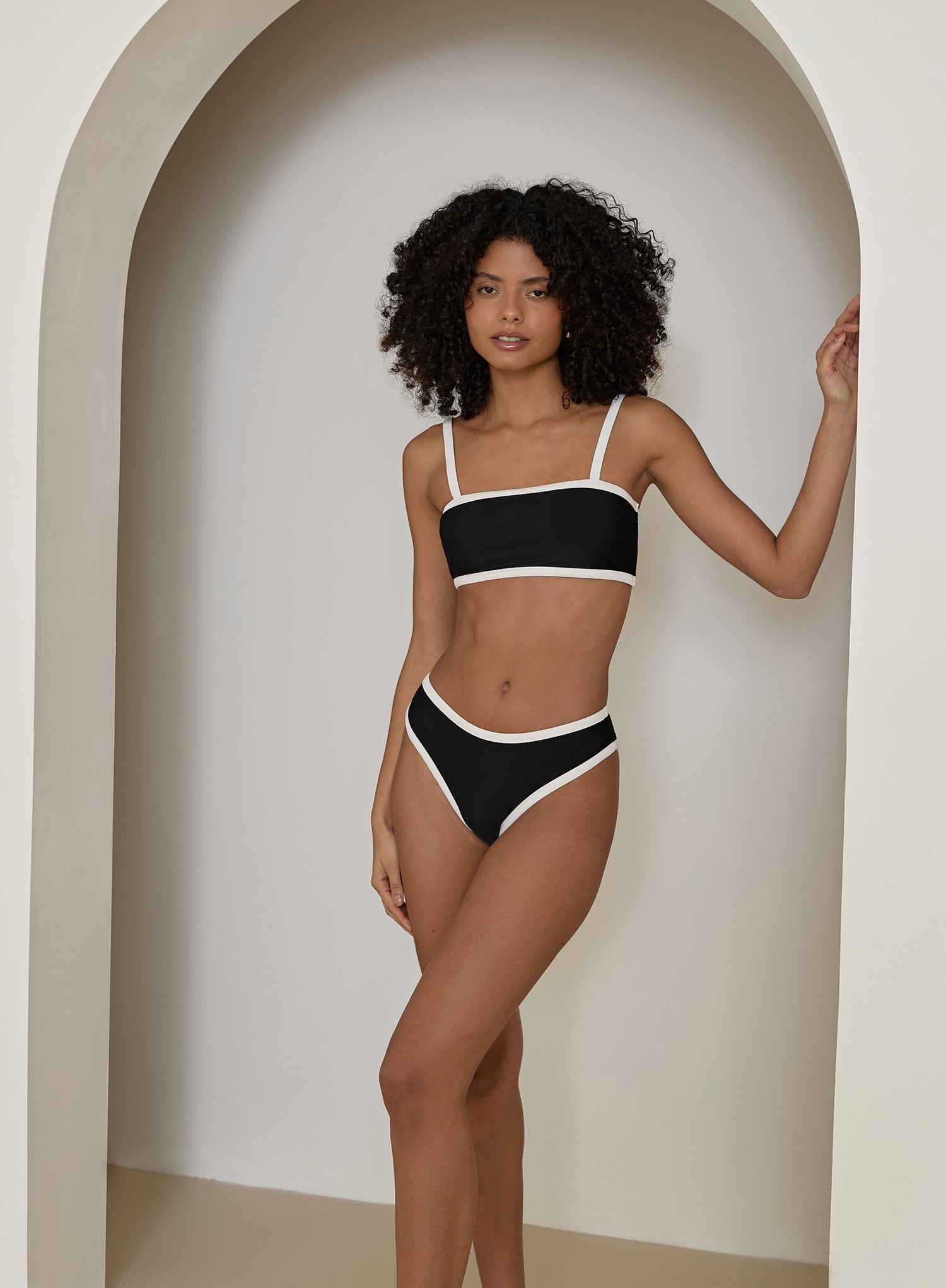 Black Contrast Trim Bikini Top